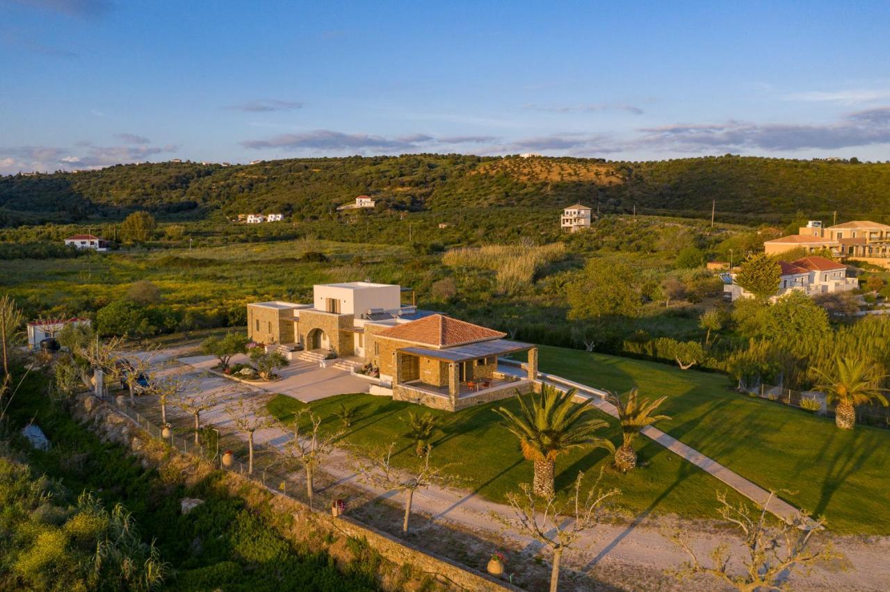 Quinta Essentia Suites Foiníki Exterior foto