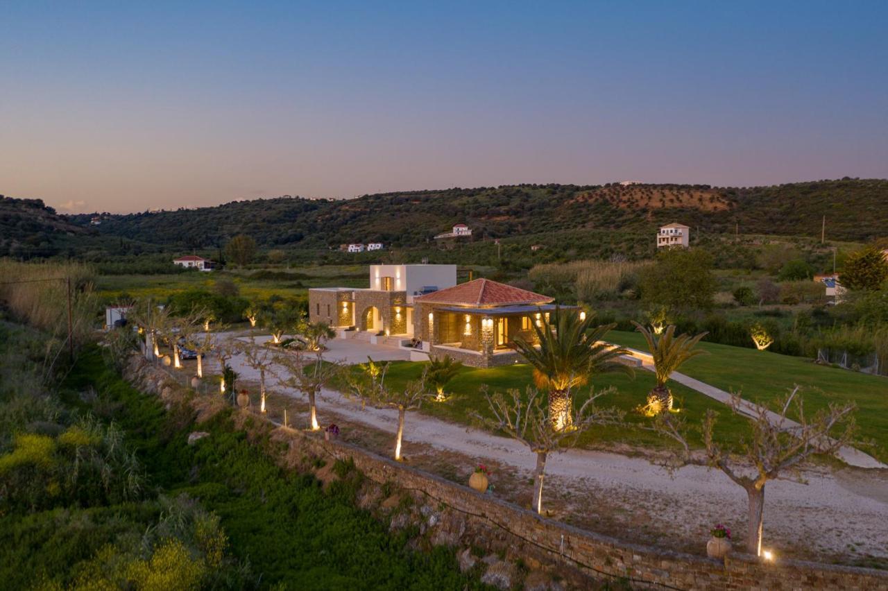 Quinta Essentia Suites Foiníki Exterior foto